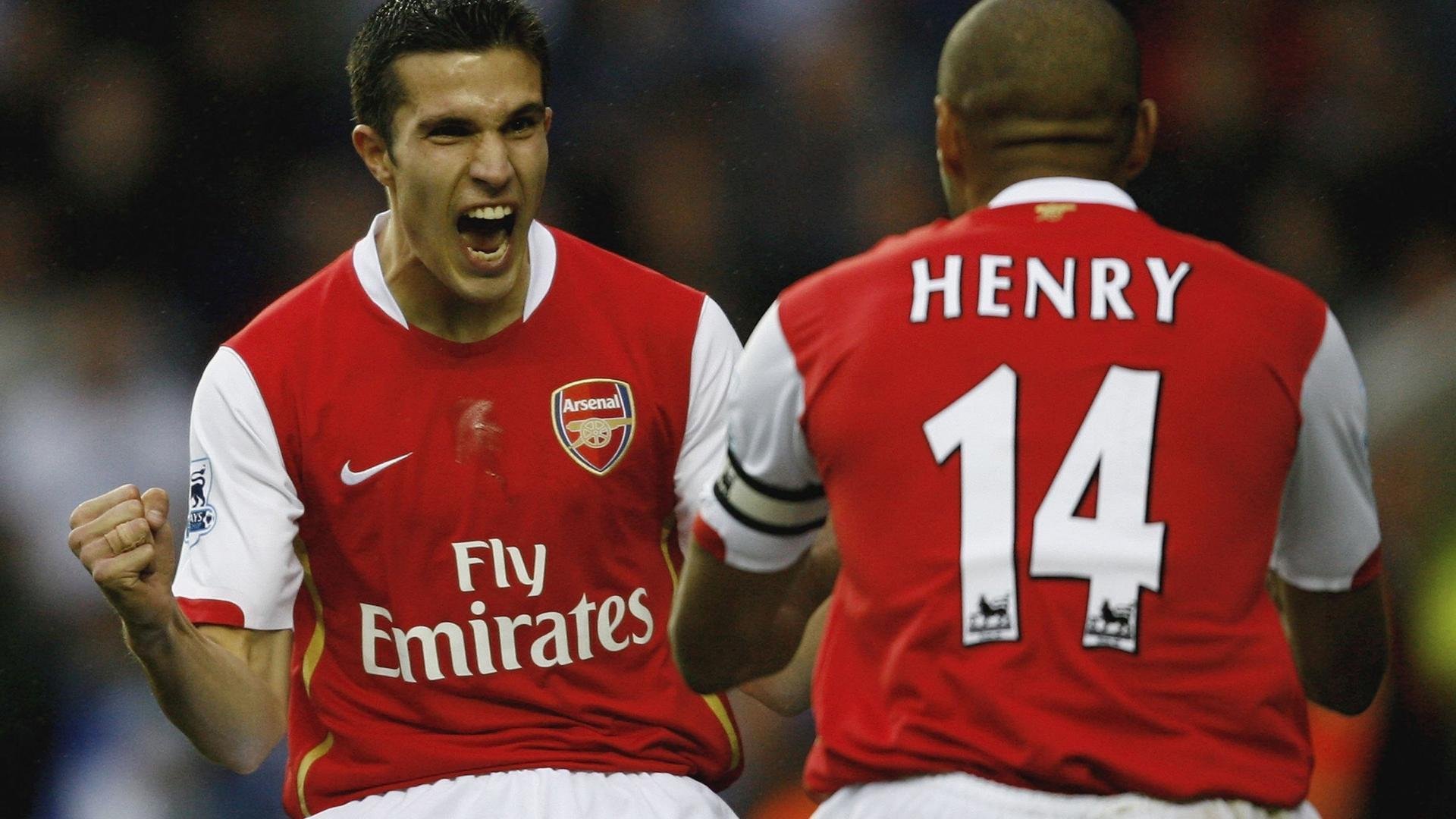 点球大战惊心动魄，蓝鹰绝杀红魔挺进决赛