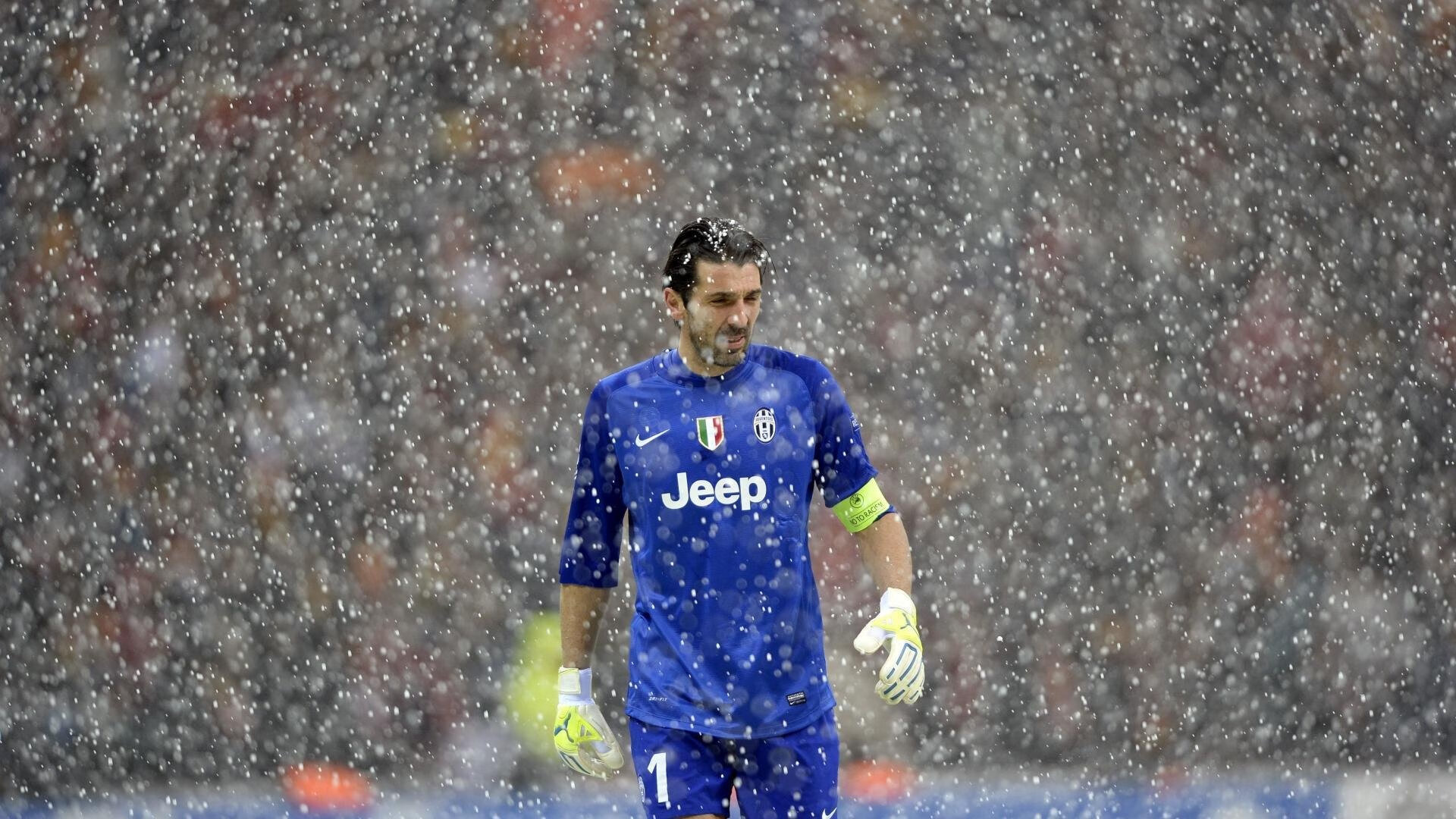 点球大战惊心动魄,豪门对决终见分晓